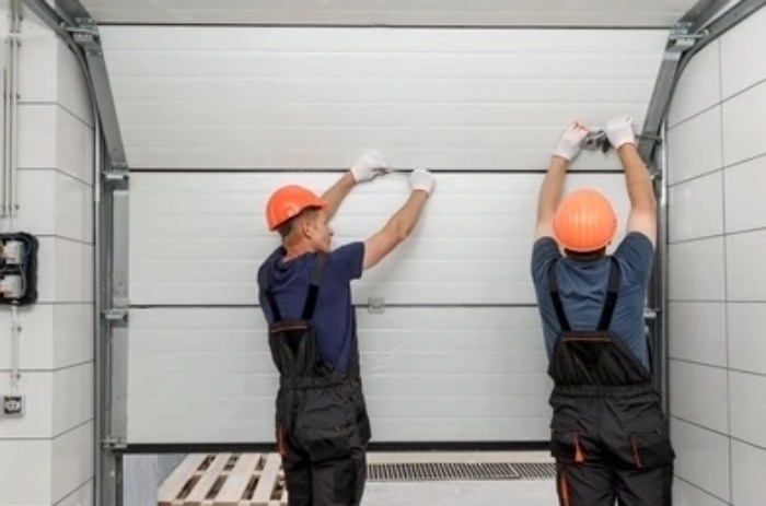 How to Safely Lift a Garage Door with a Broken Spring