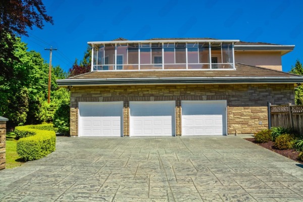 benefits of energy-efficient garage doors for parker, co homeowners